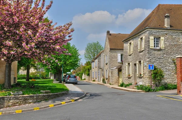 Frankrijk, het dorp van Fontenay Saint Pere — Stockfoto