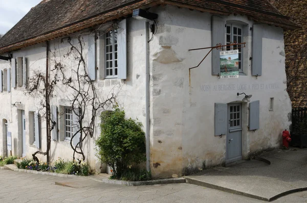 Pintoresco pueblo de Saint Ceneri le Gerei en Normandía — Foto de Stock