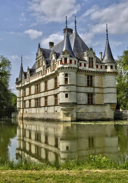 Reneszánsz kastély az Azay le Rideau-Touraine — Stock Fotó
