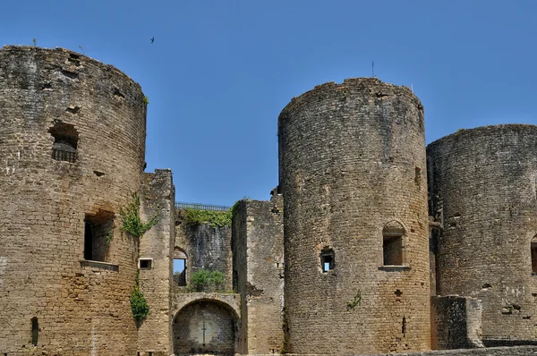 Castello medievale di Villandraut in Gironda — Foto Stock