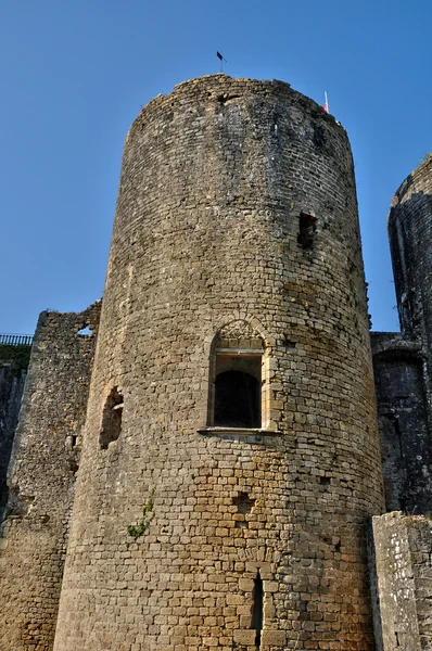 Medieval castle of Villandraut in Gironde — Stock Photo, Image