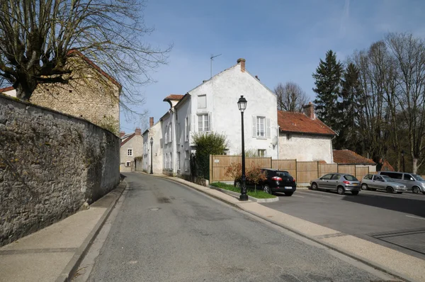 Деревня Брюэй-ан-Вексен в Ле-Ивелин — стоковое фото