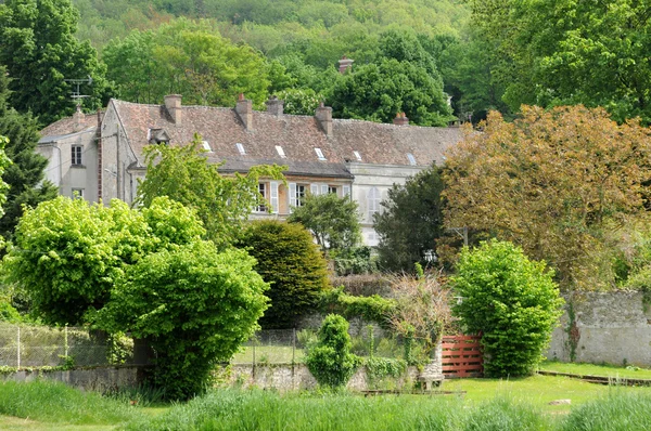 Francia, il villaggio di Vetheuil in Val d'Oise — Foto Stock