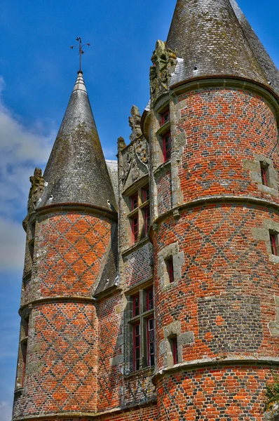 Возрождение замка Карруж в Нормандии — стоковое фото