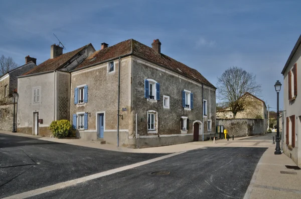 Villaggio di Brueil en Vexin a Les Yvelines — Foto Stock