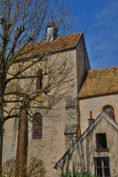 Francia, la iglesia de Autouillet — Foto de Stock