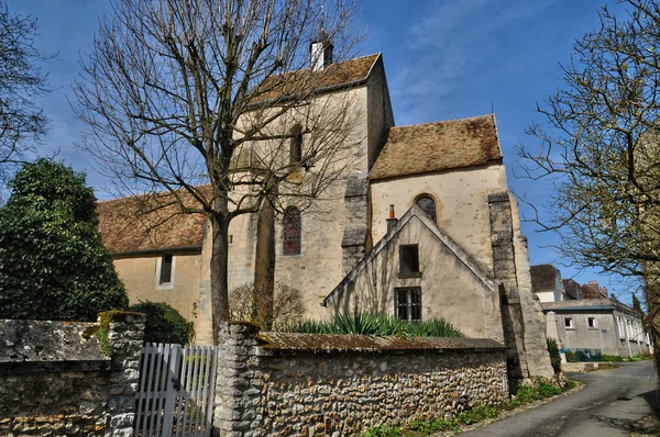 La France, l'église d'Autouillet — Photo