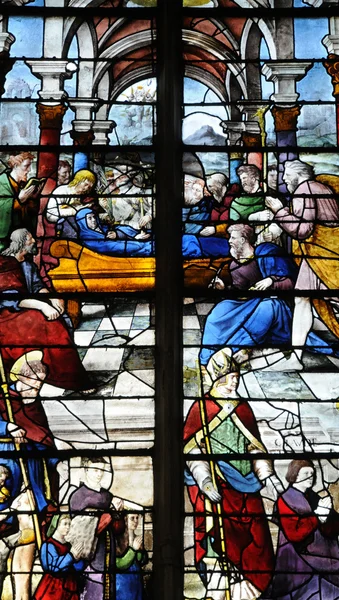 França, a igreja de São Pedro de Montfort l Amaury — Fotografia de Stock