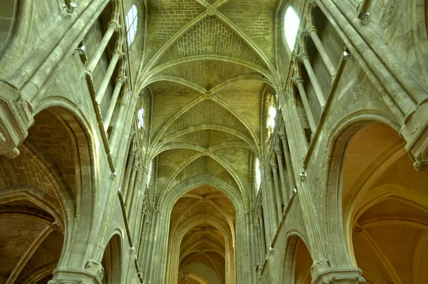 De kerk saint martin van triel sur seine, Frankrijk — Stockfoto