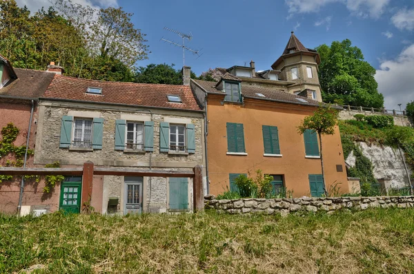 Francia, el pueblo de Vetheuil en Val d Oise — Foto de Stock