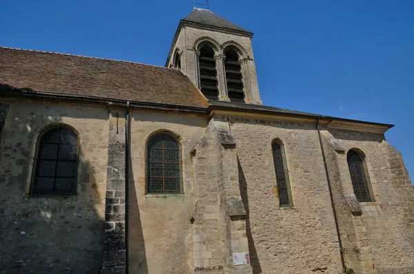 Франция, церковь Святого Оинвиля-сюр-Монсьен — стоковое фото