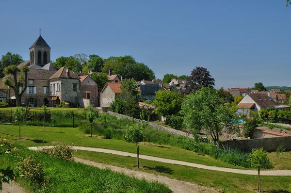 Franciaország, a falu Oinville sur Montcient — Stock Fotó