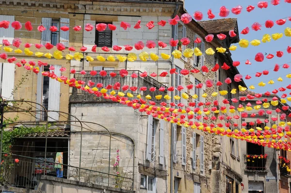 Perigord, Bergerac-dordogne içinde küçük şehir — Stok fotoğraf