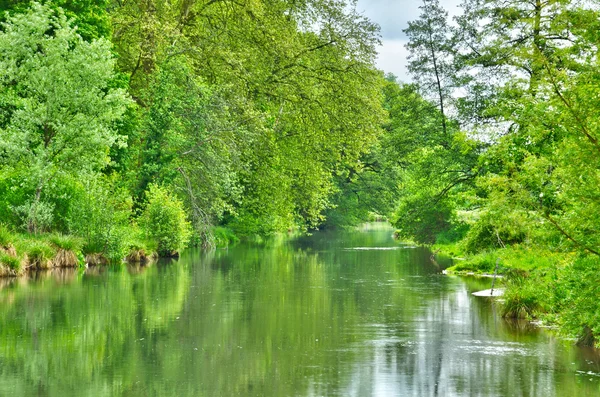 Andelle rivier in radepont in haute normandie — Stockfoto