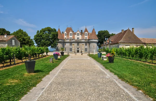 Perigord, o pitoresco castelo de Monbazillac em Dordogne — Fotografia de Stock