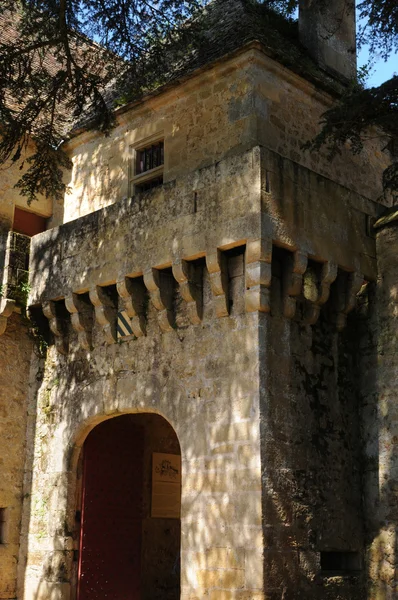 Perigord, the picturesque castle of Fenelon in Dordogne — Stock Photo, Image