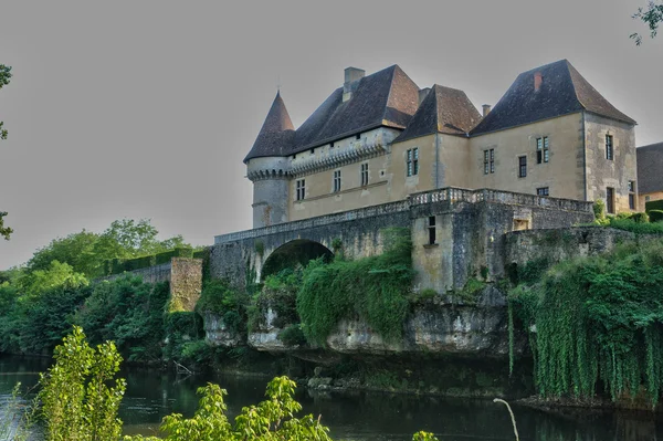 Перигор, Ренесанс замок лосс в Дордонь — стокове фото