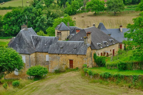 Périgord, vesnice salignac v dordogne — Stock fotografie