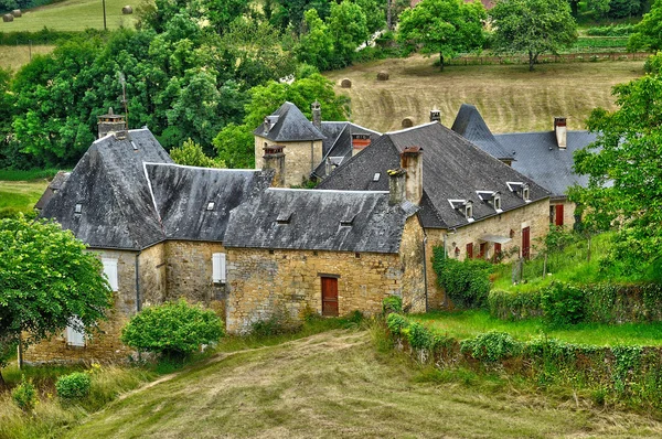 ペリゴール、ドルドーニュ県 salignac 村 — ストック写真
