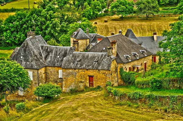 佩里戈尔，salignac 在多尔多涅省的村庄 — 图库照片