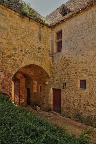 Perigord, il pittoresco castello di Fenelon in Dordogna — Foto Stock