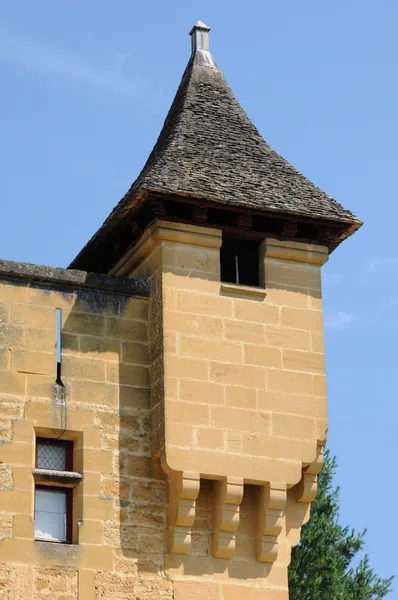 Francie, malebný hrad puymartin v oblasti dordogne — Stock fotografie