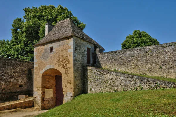 Perigord, the picturesque castle of Fenelon in Dordogne — Stock Photo, Image