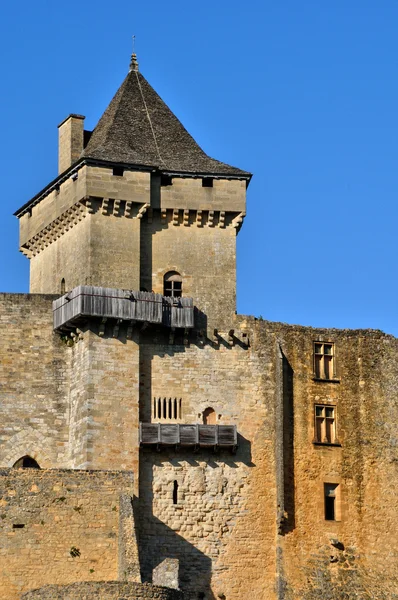 Francia, pintoresco castillo de Castelnaud en Dordoña —  Fotos de Stock
