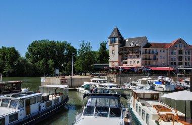 France, Port Cergy in Cergy-Pontoise clipart