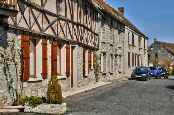 Francia, el pueblo de Montchauvet en Les Yvelines —  Fotos de Stock