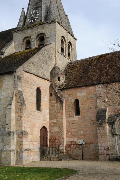 Francia, la iglesia de Gaillon sur Montcient en Les Yvelines — Foto de Stock