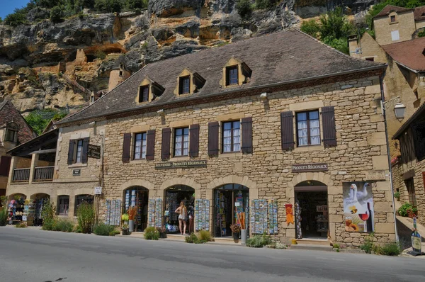 Perigord, il pittoresco villaggio di La Roque Gageac in Dordogna — Foto Stock