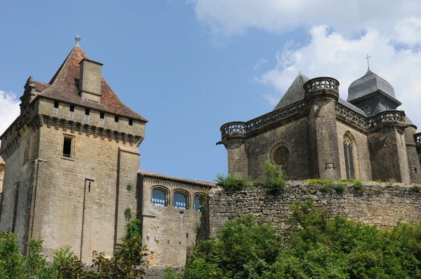 Перигор, мальовничий замок Бірон в Дордонь — стокове фото