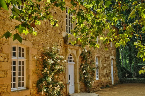 Frankreich, die malerischen Jardins du Manoir d Eyrignac in der Dordogne — Stockfoto