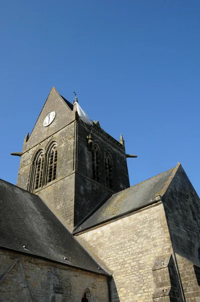 Kirche von sainte pure eglise in der normandie — Stockfoto