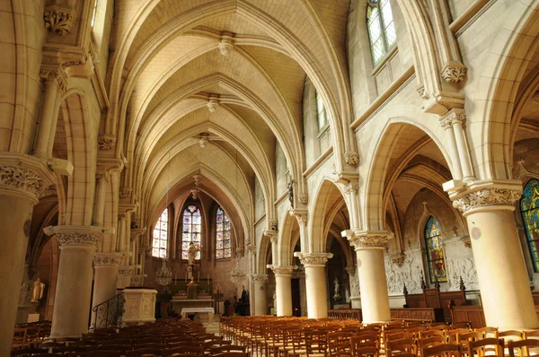 Франция, интерьер церкви Виньи в Валь-д "Уаз — стоковое фото