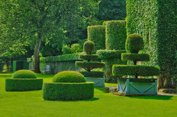 Franciaország, a festői Jardins du Manoir d Eyrignac Dordogne-ban — Stock Fotó