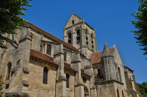 Franciaország, a notre dame templom auvers-sur-oise — Stock Fotó
