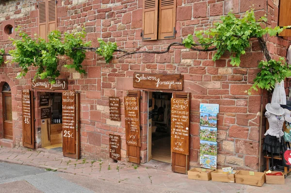 Francia, pintoresco pueblo de Collonges la Rouge —  Fotos de Stock