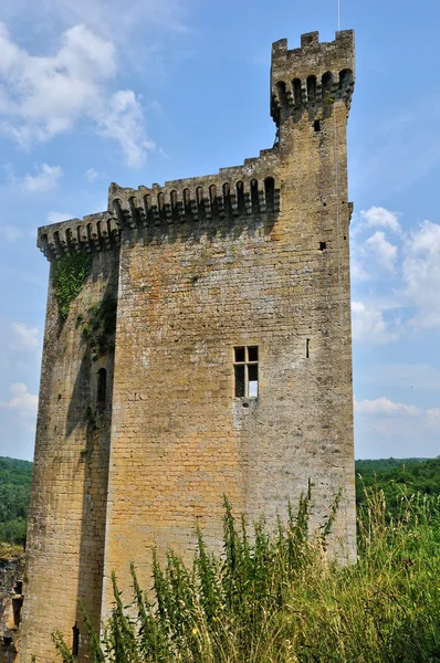 Frankrike, pittoreska slottet av commarque i dordogne — Stockfoto