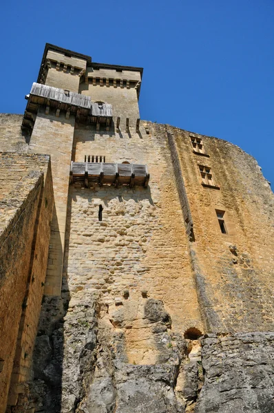 Francia, pintoresco castillo de Castelnaud en Dordoña — Foto de Stock