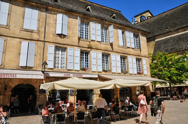 Francie, malebném městě sarlat la caneda v oblasti dordogne — Stock fotografie