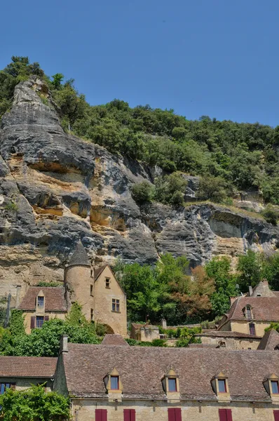 Francia, pittoresco villaggio di La Roque Gageac in Dordogna — Foto Stock