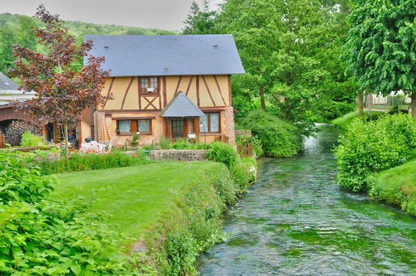 Francia, pintoresco pueblo de Ry en Seine Maritime — Foto de Stock