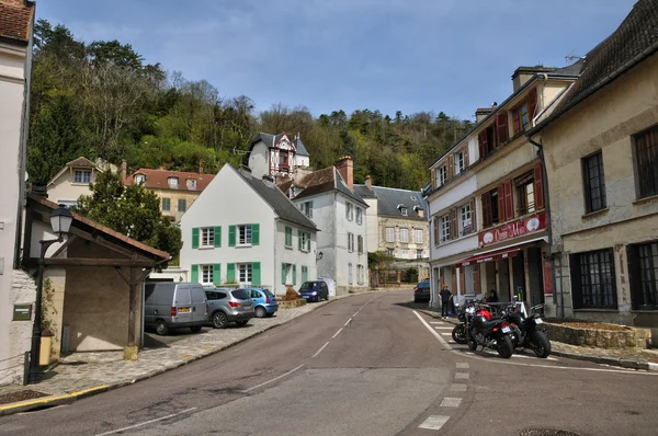 Francia, el pueblo histórico de La Roche Guyon —  Fotos de Stock