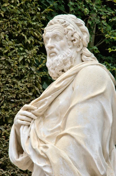 Francia, estatua en el parque del Palacio de Versalles —  Fotos de Stock