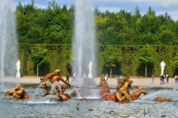 Frankrike, apollo fontän i versailles palace park — Stockfoto