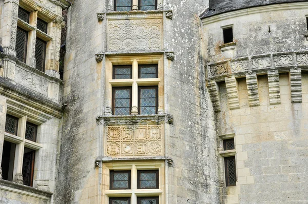 Franse renaissance kasteel van puyguilhem in dordogne — Stockfoto
