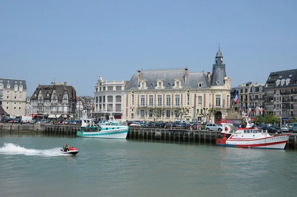 Frankreich, Hafen von Trouville in der Normandie — Stockfoto