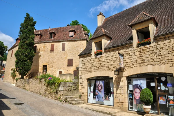 Francia, pittoresco villaggio di Beynac in Dordogna — Foto Stock